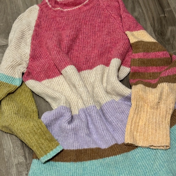 Cozy oversized colorful Pullover from ESTEVE - Picture 2 of 3